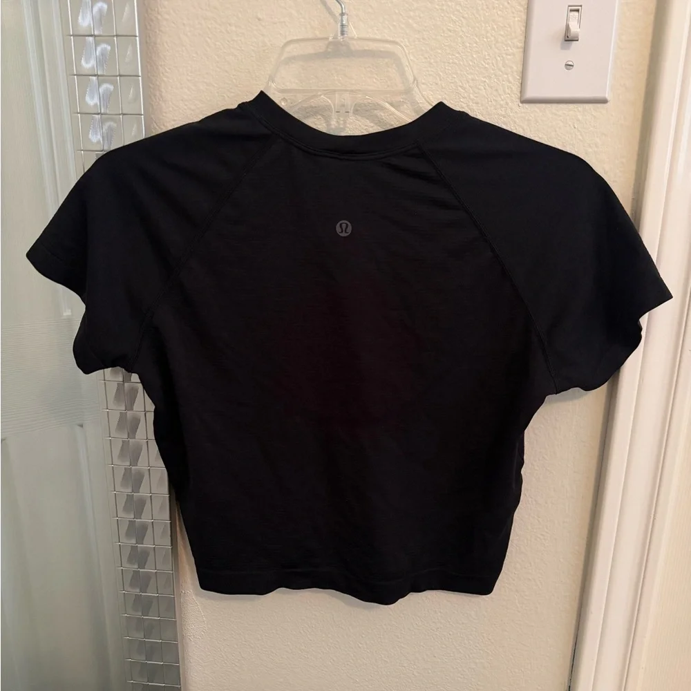 Lululemon Women’s Swiftly Tech Cropped Short-Sleeve Shirt 2.0 - 10 - Picture 3 of 3